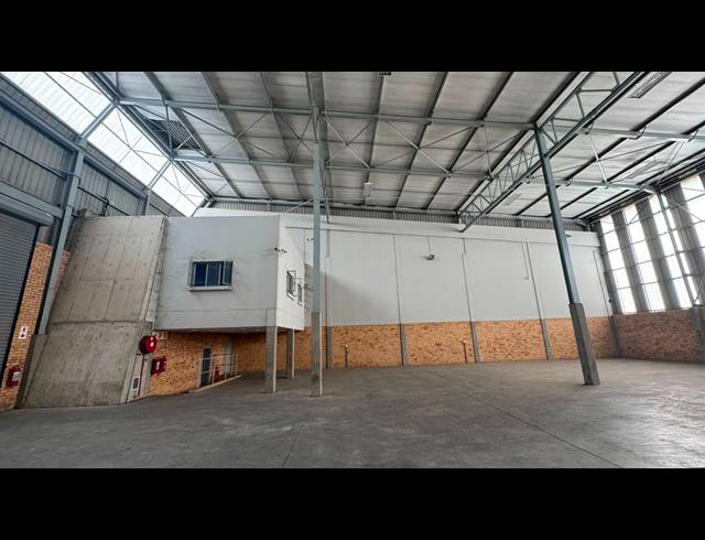 676M² WAREHOUSE TO LET IN LINBRO PARK